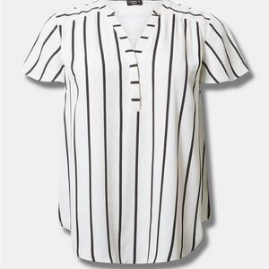 Torrid Black and White Striped V-Neck Blouse Size 1